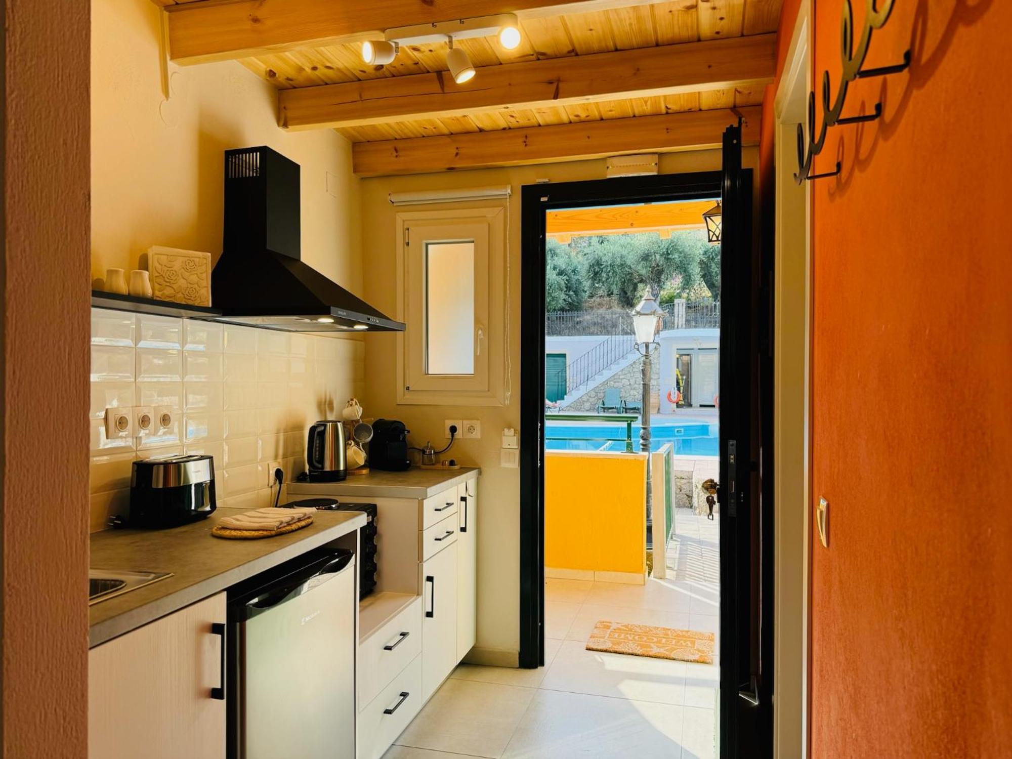 Afrodite'S Loft & Studios Paleokastritsa Exterior photo